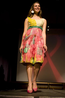 081205condomfashiondm14.jpg